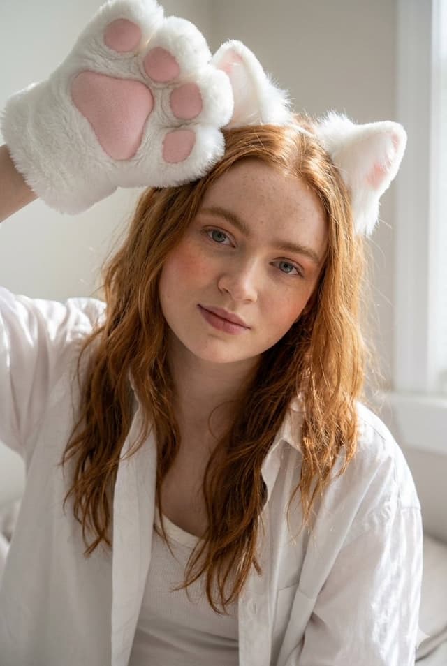 Profile / Avatar - Cute Cat Cosplay Bedroom Portrait — output