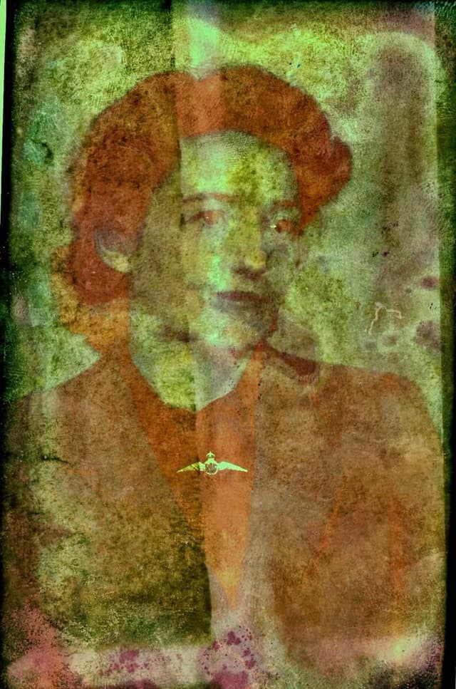 Profile / Avatar - Old Photo Restoration to DSLR Quality — output