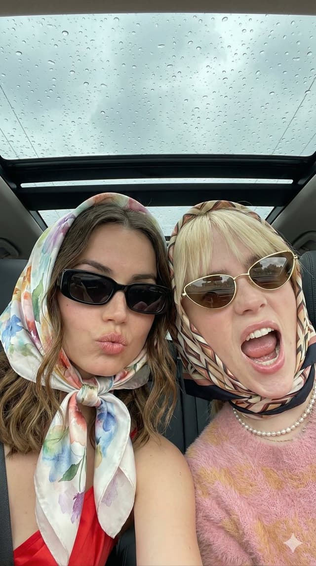 Candid Retro-Chic Car Selfie Prompt — output