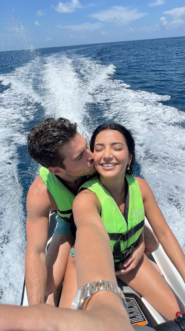 Ultra-Photorealistic Jet Ski Vacation Selfie Kiss — output