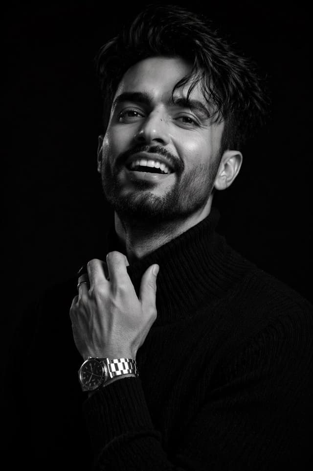 Profile / Avatar - Cinematic B&W Studio Portrait — output